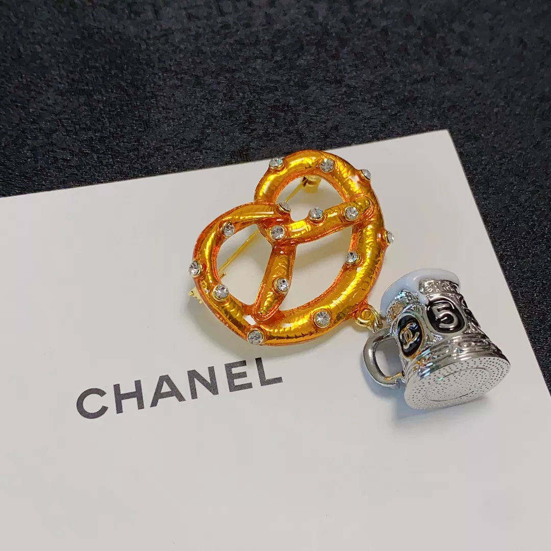 chanel brooches pour femme s_12b14052